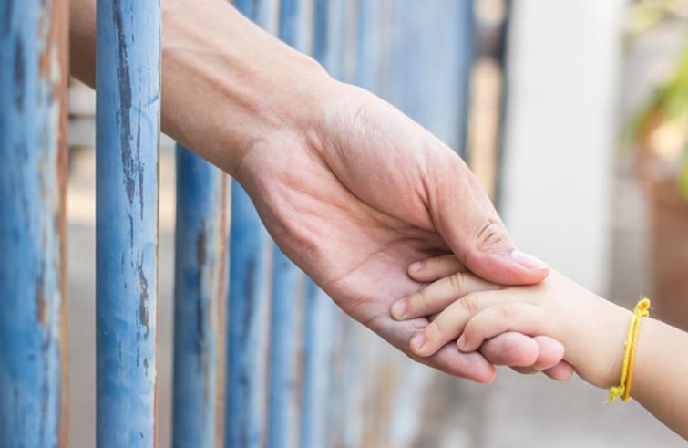 Genitore detenuto: responsabilità genitoriale