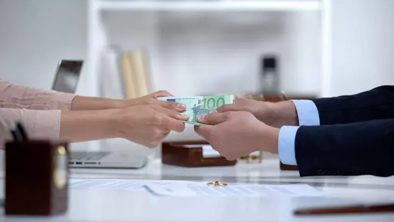 Il diritto dell’assegno di divorzio del coniuge dopo una nuova convivenza